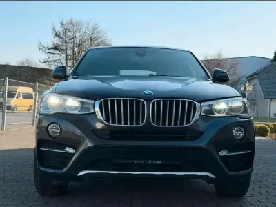 Gebraucht BMW X4 xLine 190 PS (139 kW) 2016 Grün SUV