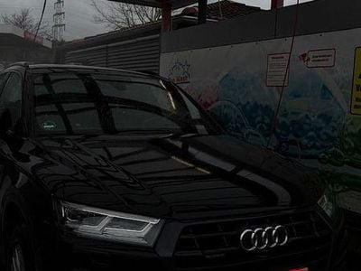 Gebraucht Audi Q5 Ambiente 190 PS (139 kW) 2019 Schwarz SUV