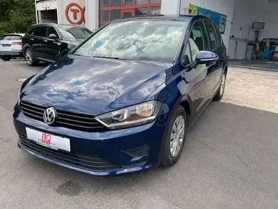 Gebraucht VW Golf VII Trendline 86 PS (63 kW) 2017 Andere Limousine