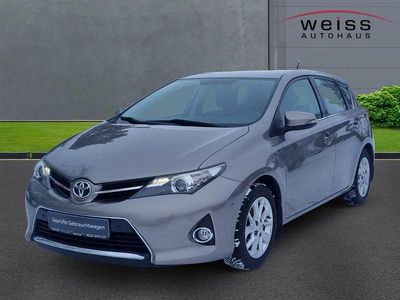 Gebraucht Toyota Auris Edition 132 PS (97 kW) 2012 Silber Limousine