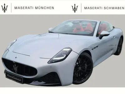 Neu Maserati GranCabrio 491 PS (361 kW) 2026 Blau Cabrio