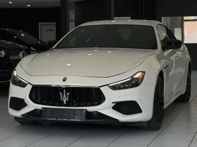 Gebraucht Maserati Ghibli 275 PS (202 kW) 2021 Weiß Limousine