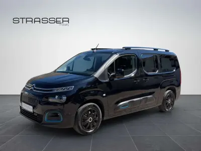 Gebraucht Citroën Berlingo Feel 100 kW (136 PS) 2022 Schwarz perla nera Van / Kleinbus