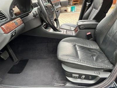 BMW 740