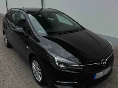 Usata Opel Astra 122 CV (89 kW) 2022 Nero Utilitaria