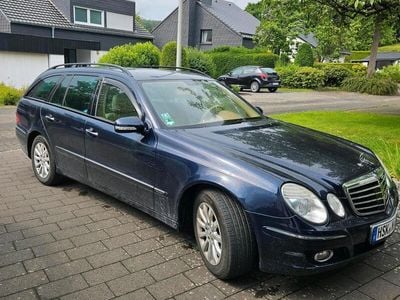 Mercedes E320