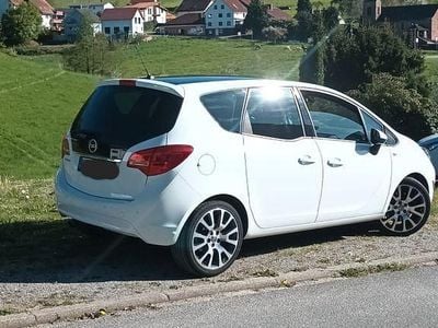 Usata Opel Meriva Color Edition 140 CV (102 kW) 2012 Bianco Monovolume
