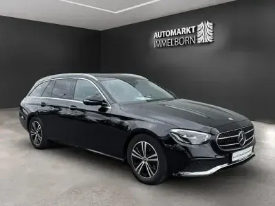 Gebraucht Mercedes E220 194 PS (142 kW) 2021 Schwarz Limousine