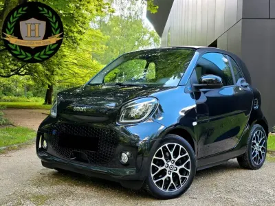 Używany Smart ForTwo Electric Drive Pulse 22 kW (30 KM) 2021 Czarny Coupe