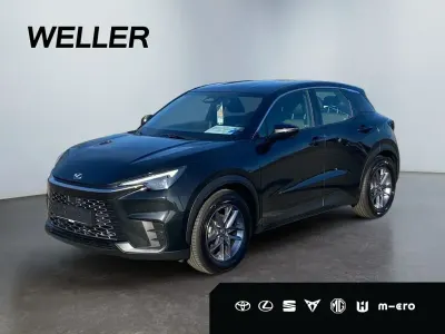 Nouă Lexus LBX 136 CP (100 kW) 2026 Negru SUV