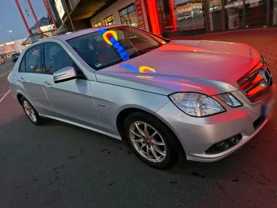 Usata Mercedes E200 184 CV (135 kW) 2011 Argento Berlina