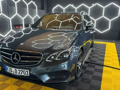 Gebraucht Mercedes E400 AMG line 333 PS (244 kW) 2015 Grau Kombi