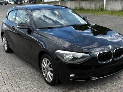 Gebraucht BMW 114 102 PS (75 kW) 2013 Schwarz Kleinwagen