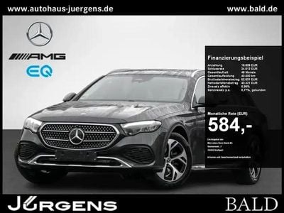 Metalliclack graphitgrau Gebraucht 2024 Mercedes E220 Avantgarde Kombi | 61.240 €