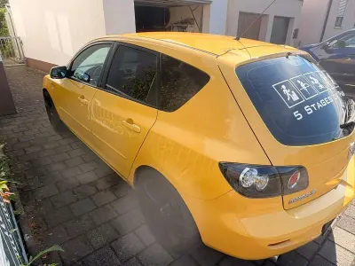 Gebraucht Mazda 3 Active 150 PS (110 kW) 2005 Gelb Coupé