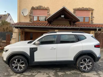 Neu Dacia Duster Expression 131 PS (96 kW) 2026 Grau SUV