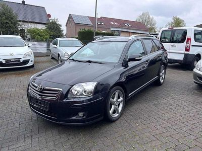 Gebraucht Toyota Avensis Executive 177 PS (130 kW) 2008 Black mica / ink Kombi