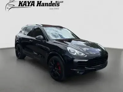 Gebraucht Porsche Cayenne S 385 PS (283 kW) 2015 Tiefschwarz SUV
