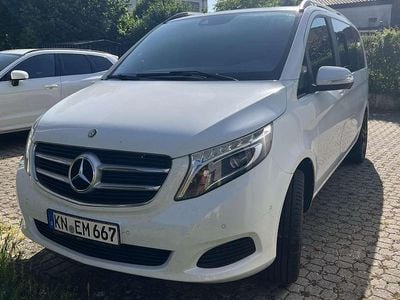 Gebraucht Mercedes V220 163 PS (119 kW) 2016 Weiß Van / Kleinbus