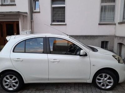 Gebraucht Nissan Micra 80 PS (58 kW) 2014 Weiß Kleinwagen