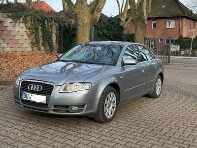 Grau Gebraucht 2007 Audi A4 Limousine | 5.200 € (Teuer)