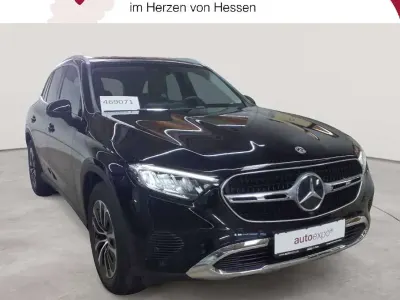 Gebraucht Mercedes GLC200 Advanced 204 PS (150 kW) 2023 Obsidianschwarz metallic SUV