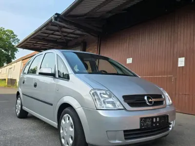 Gebraucht Opel Meriva 90 PS (66 kW) 2003 Silber Van / Kleinbus