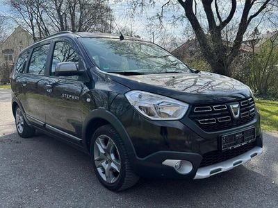 Gebraucht Dacia Lodgy Stepway 131 PS (96 kW) 2020 Van / Kleinbus