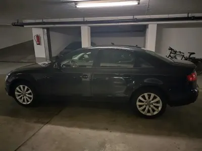 Gebraucht Audi A4 224 PS (164 kW) 2013 Blau Limousine