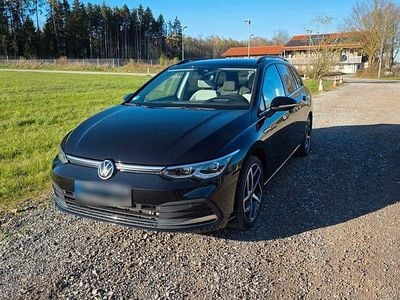 Gebraucht VW Golf VIII Style 150 PS (110 kW) 2021 Schwarz Kombi
