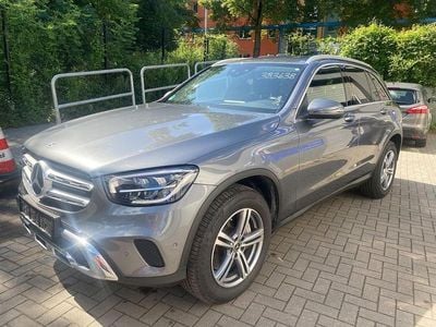 Mercedes GLC300e