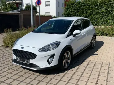 Gebraucht Ford Fiesta Active 101 PS (74 kW) 2018 Weiß Kleinwagen