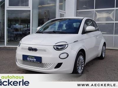 Gebraucht Fiat 500e Action 69 kW (95 PS) 2022 Colore esterno (arktis weiß) Kleinwagen