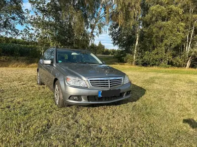 Gebraucht Mercedes C200 Avantgarde 136 PS (100 kW) 2009 Grau Limousine