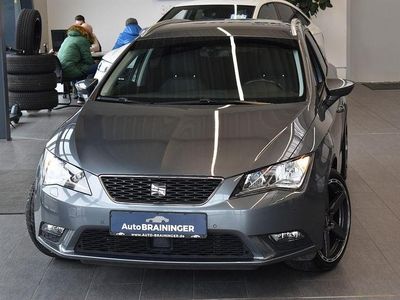 Usado Seat Leon ST Style 150 HP (110 kW) 2017 Cinzento Carrinha