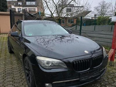 BMW 730