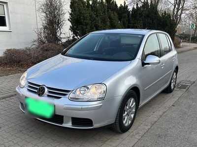 Gebraucht VW Golf V 105 PS (77 kW) 2007 Silber Kleinwagen