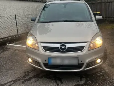 Brugt Opel Zafira 94 HK (69 kW) 2007 Beige MPV