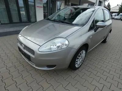 Gebraucht Fiat Grande Punto Dynamic 77 PS (56 kW) 2009 Grau Kleinwagen
