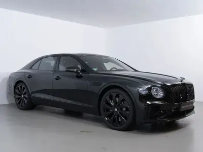 Gebraucht Bentley Flying Spur 680 PS (500 kW) 2026 Grün Limousine