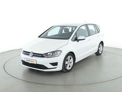 Weiß Gebraucht 2017 VW Golf Sportsvan Comfortline Van / Kleinbus | 13.720 € (Guter Preis)