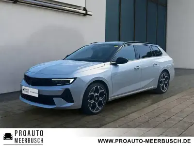Gebraucht Opel Astra Ultimate 131 PS (96 kW) 2024 Lackierung aluminiumgrau/typ Kleinwagen