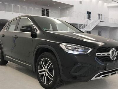 Mercedes GLA180