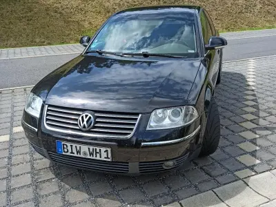 Gebraucht VW Passat 131 PS (96 kW) 2004 Schwarz Limousine