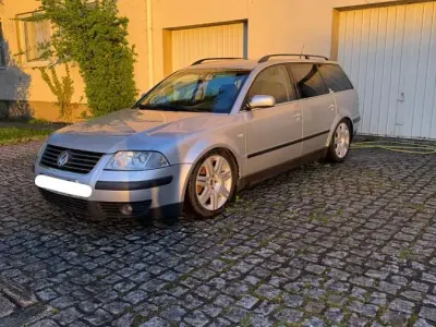 Gebraucht VW Passat 131 PS (96 kW) 2002 Silber Kombi
