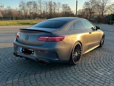 gebraucht Mercedes E300 Coupe 9G-TRONIC AMG Line