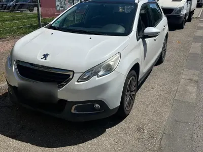 Gebraucht Peugeot 2008 Allure 120 PS (88 kW) 2014 Weiß SUV