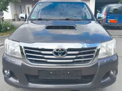 Gebraucht Toyota HiLux 171 PS (125 kW) 2015 Grau Pickup