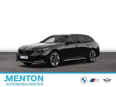 Gebraucht BMW 550e M Sport 489 PS (359 kW) 2025 Schwarz Kombi