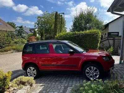Gebraucht Skoda Yeti Outdoor Style 110 PS (80 kW) 2015 Rot SUV